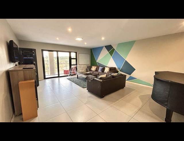 4 BEDROOM CLUSTER FOR SALE IN WATERKLOOF RIDGE